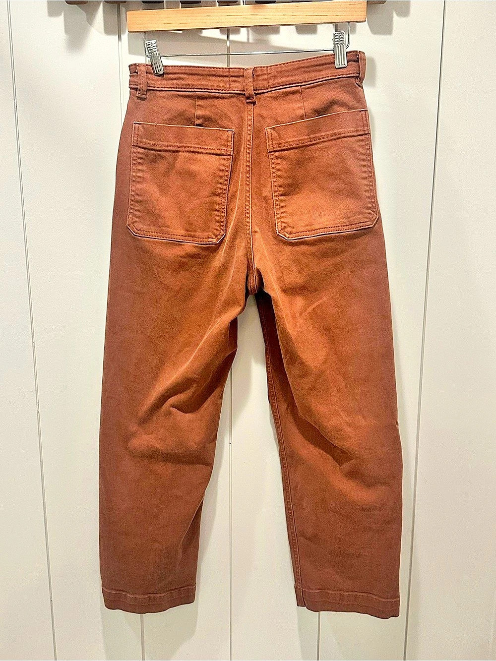 Everlane Straight-Leg Crop Pants in Burnt Orange - Picture 2 of 3
